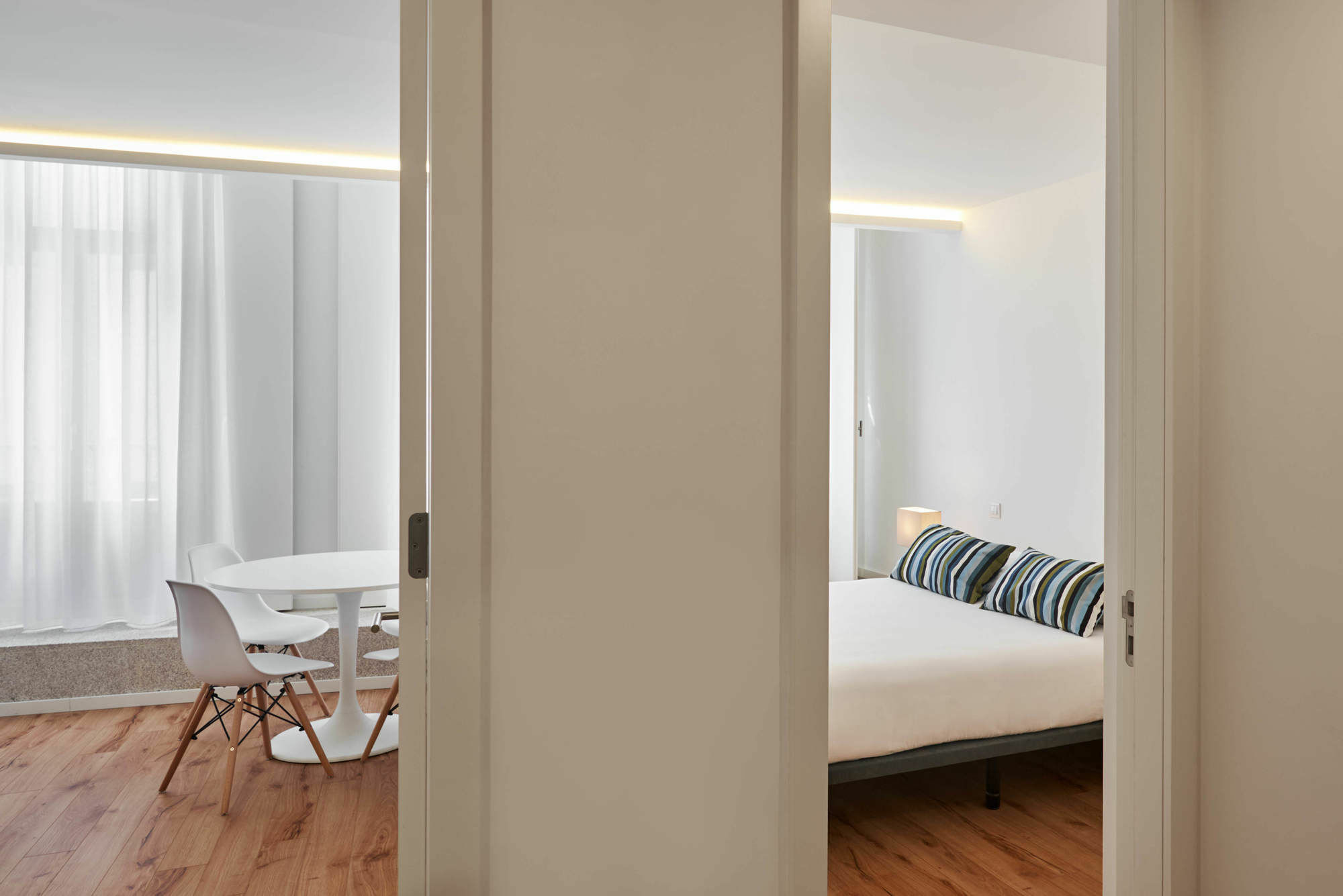 Apartamentos Ponte Nova Porto Luaran gambar