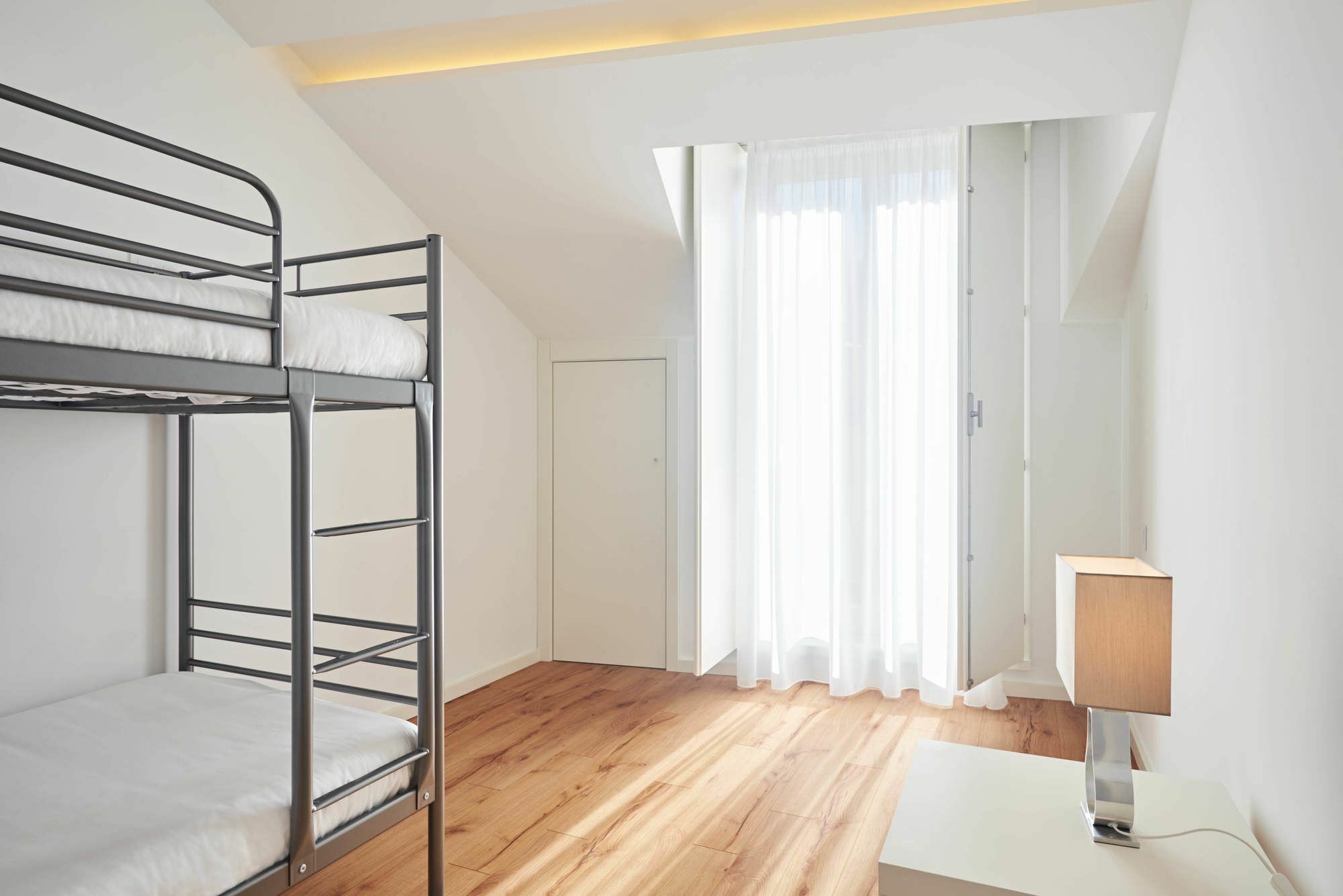 Apartamentos Ponte Nova Porto Luaran gambar